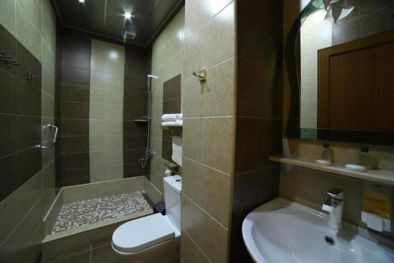 Hotel Agava Tbilisi Zewnętrze zdjęcie